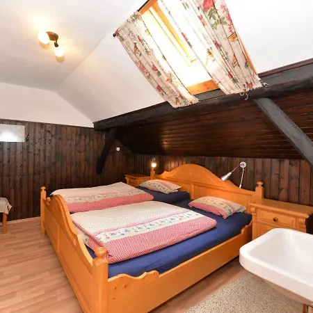 Ferienhaus, Ferienhaus Zenting
